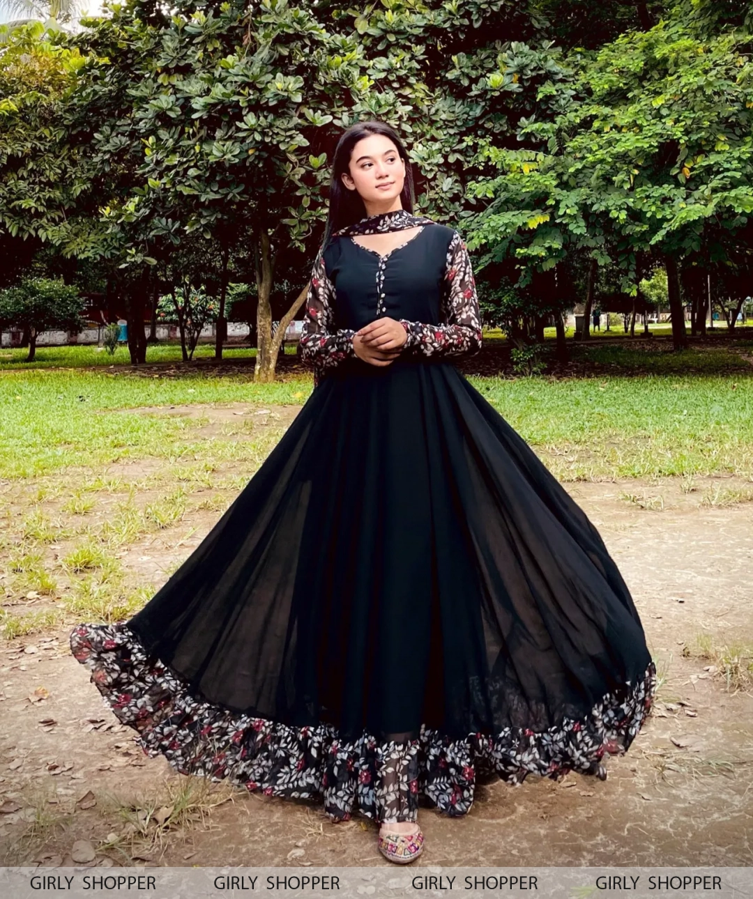 Full sleeves shop gown with dupatta